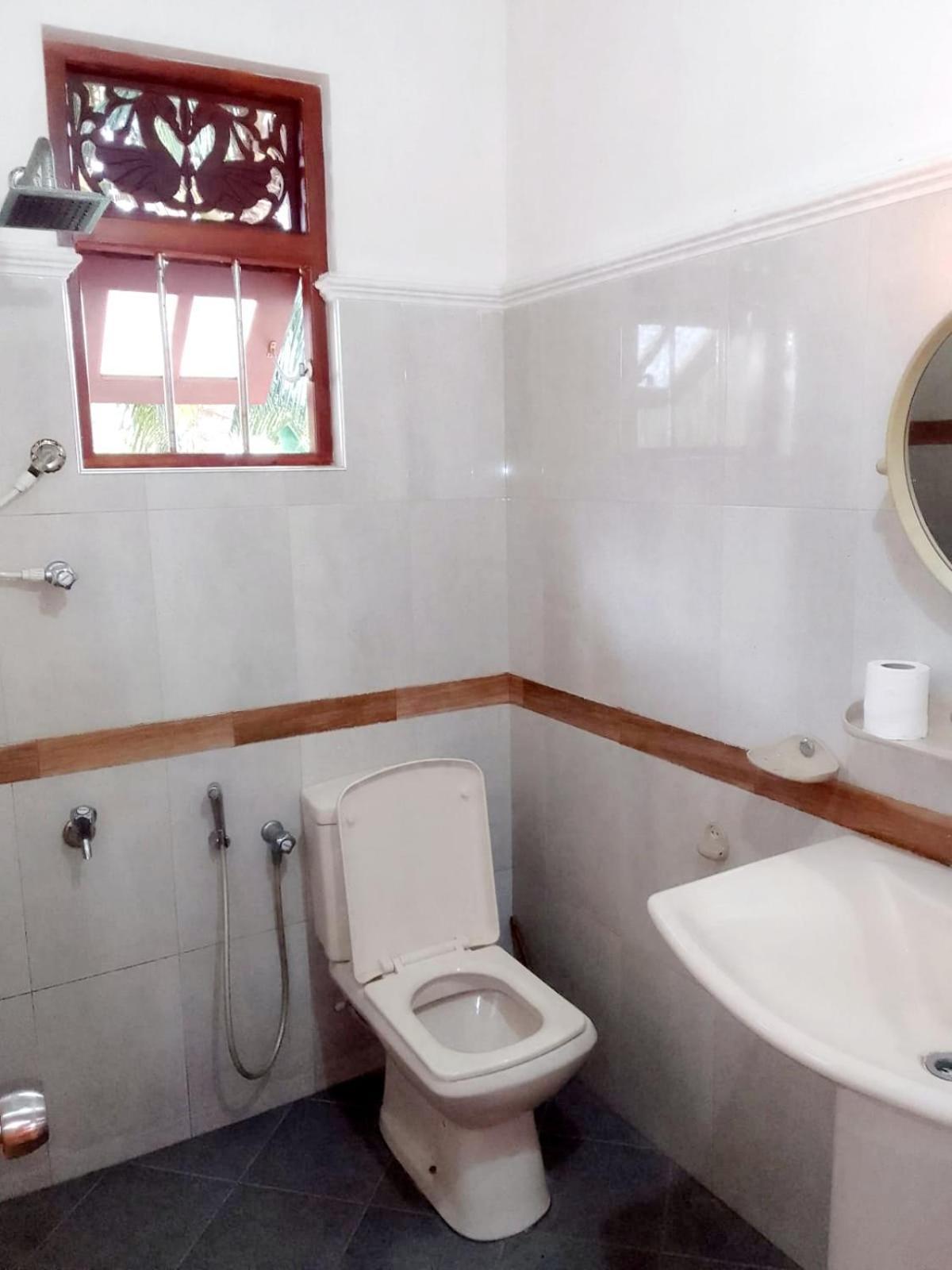 Nisadi Villa Bentota Dış mekan fotoğraf